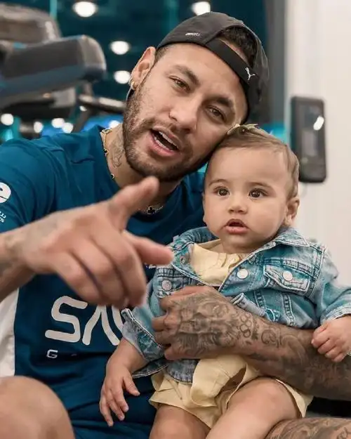 也引起了媒 也引起了媒