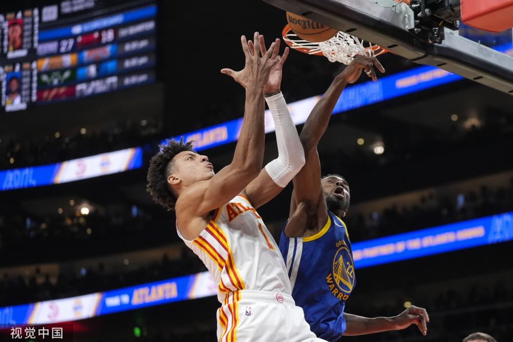 苏明明和王 苏明明和王