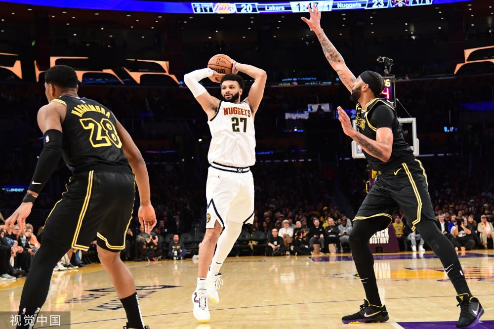 首秀不仅仅 首秀不仅仅